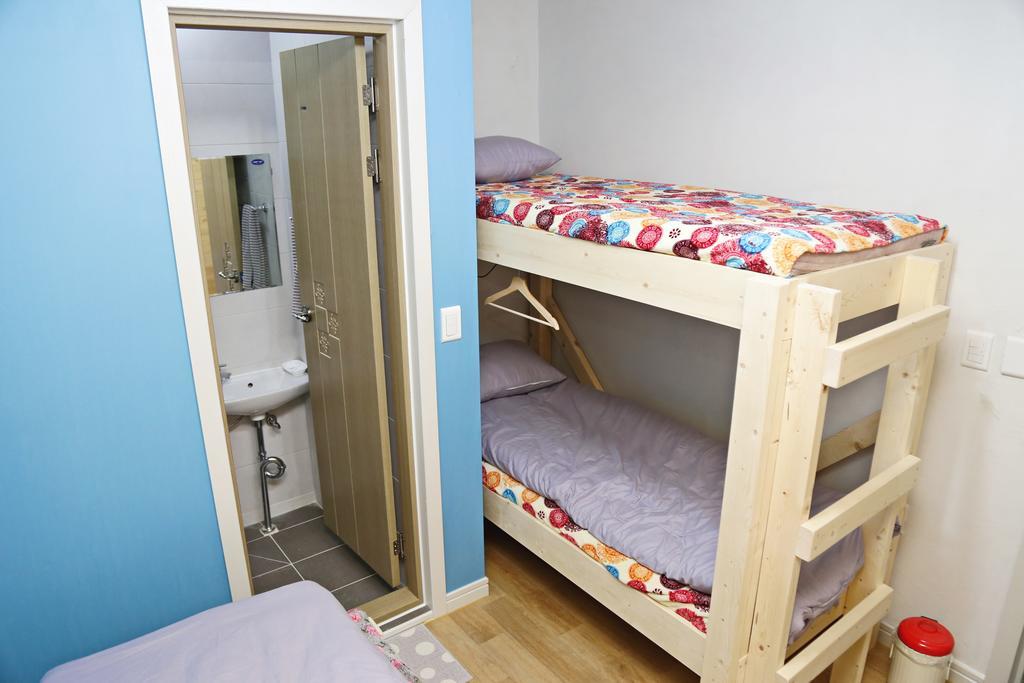 Op 102 Guesthouse Gyeongju Eksteriør bilde