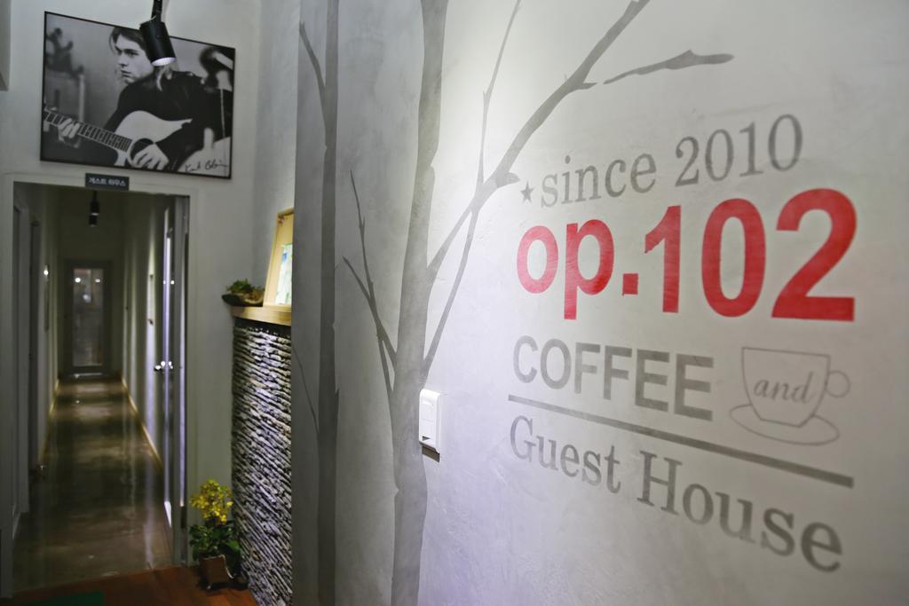 Op 102 Guesthouse Gyeongju Eksteriør bilde