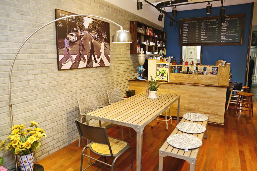 Op 102 Guesthouse Gyeongju Eksteriør bilde